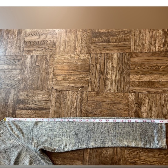 Vince Camuto Gold Metallic Shimmer Long Sleeve Dress Size 6 - Picture 13 of 16